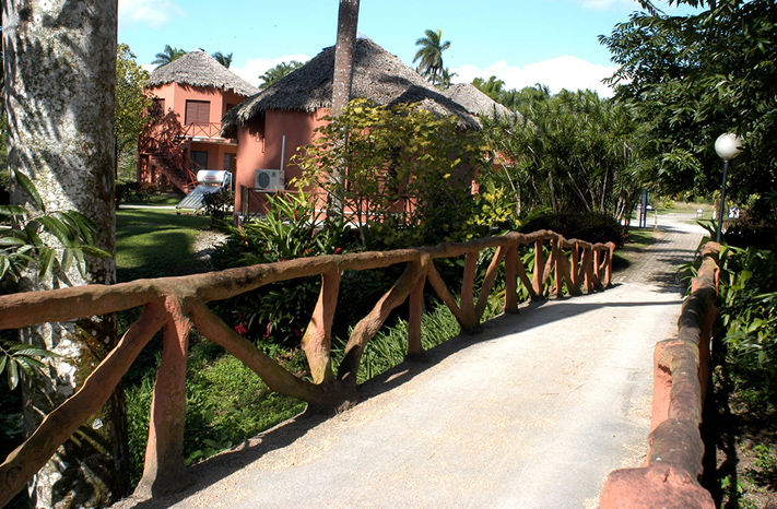 Hôtel Horizontes La Granjita à Villa Clara Extérieur photo